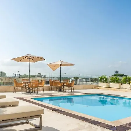 Apartamento Sea View And Stunning Sunsets 5min Walk Airport *