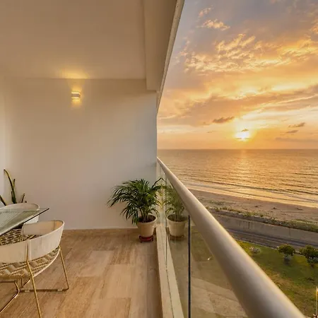 Sea View And Stunning Sunsets 5min Walk Airport